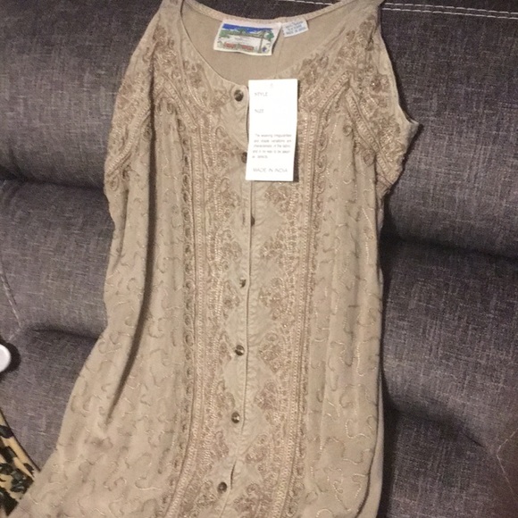 Dress - Picture 3 of 5